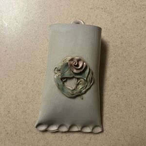 Carle Pottery Ceramic Wall Hanging Pocket with Floral Design